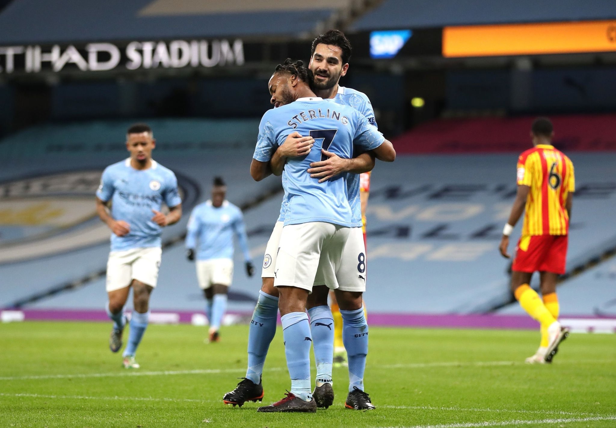 球隊重建的 球隊重建的